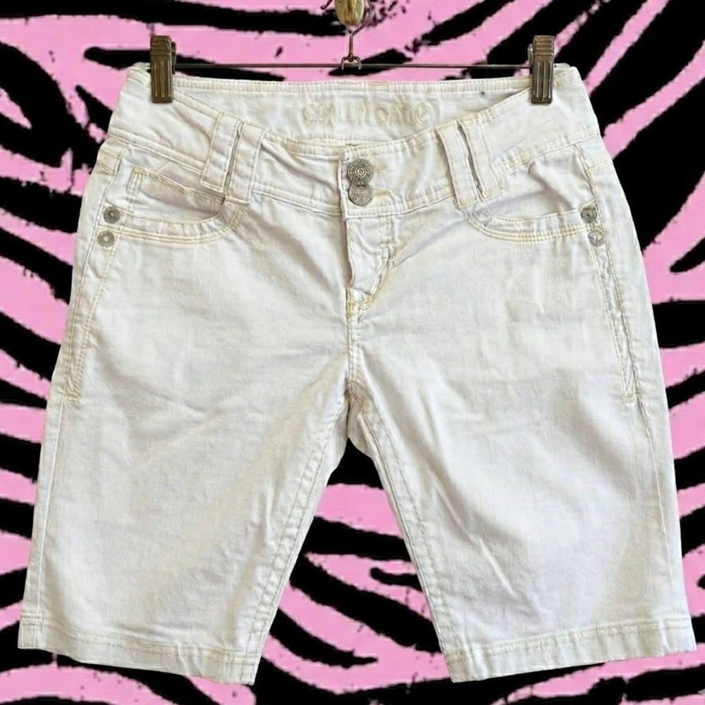 Vintage y2k Bermuda Jean Shorts White Early 2000s Summer Spring Break